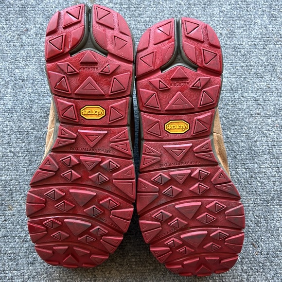 Danner Mountain 600, Size 11, New Insoles - Picture 5 of 7